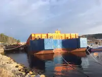 Pråm till salu