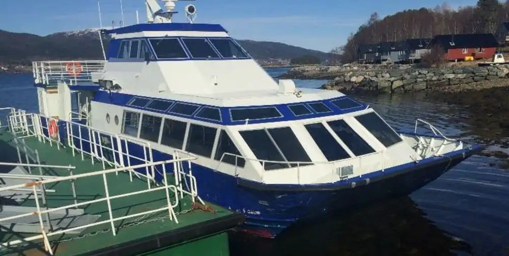 Färja till salu