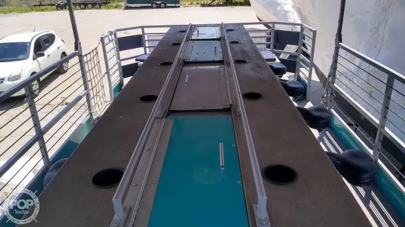 Containerskepp till salu