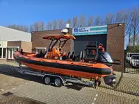 Containerskepp till salu