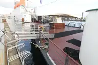 Pråm till salu