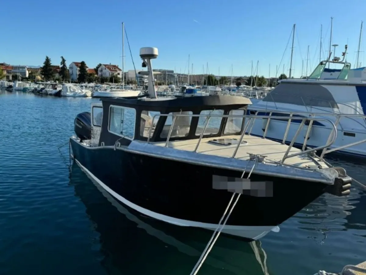 Arbetsbåtar till salu