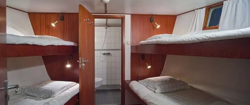 Flytande hotell till salu