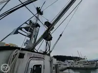 Räddningsbåt till salu