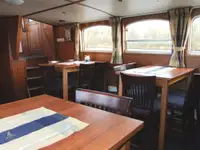 Pråm till salu
