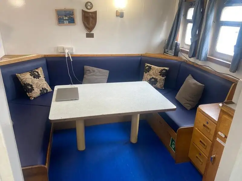 Bogserbåt till salu