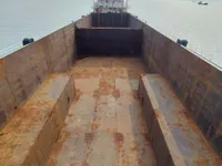Containerskepp till salu