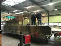 Räddningsfartyg till salu