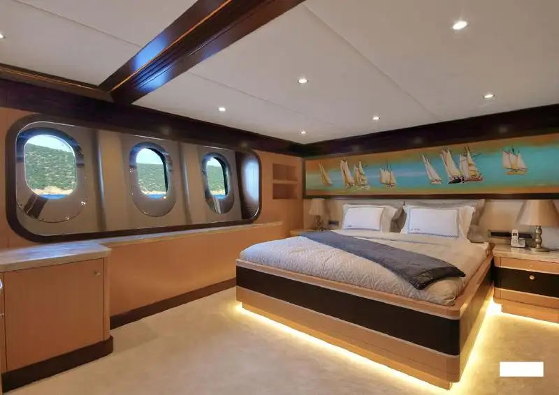 Yacht till salu