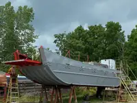 Landstigningsfarkost, Tank till salu
