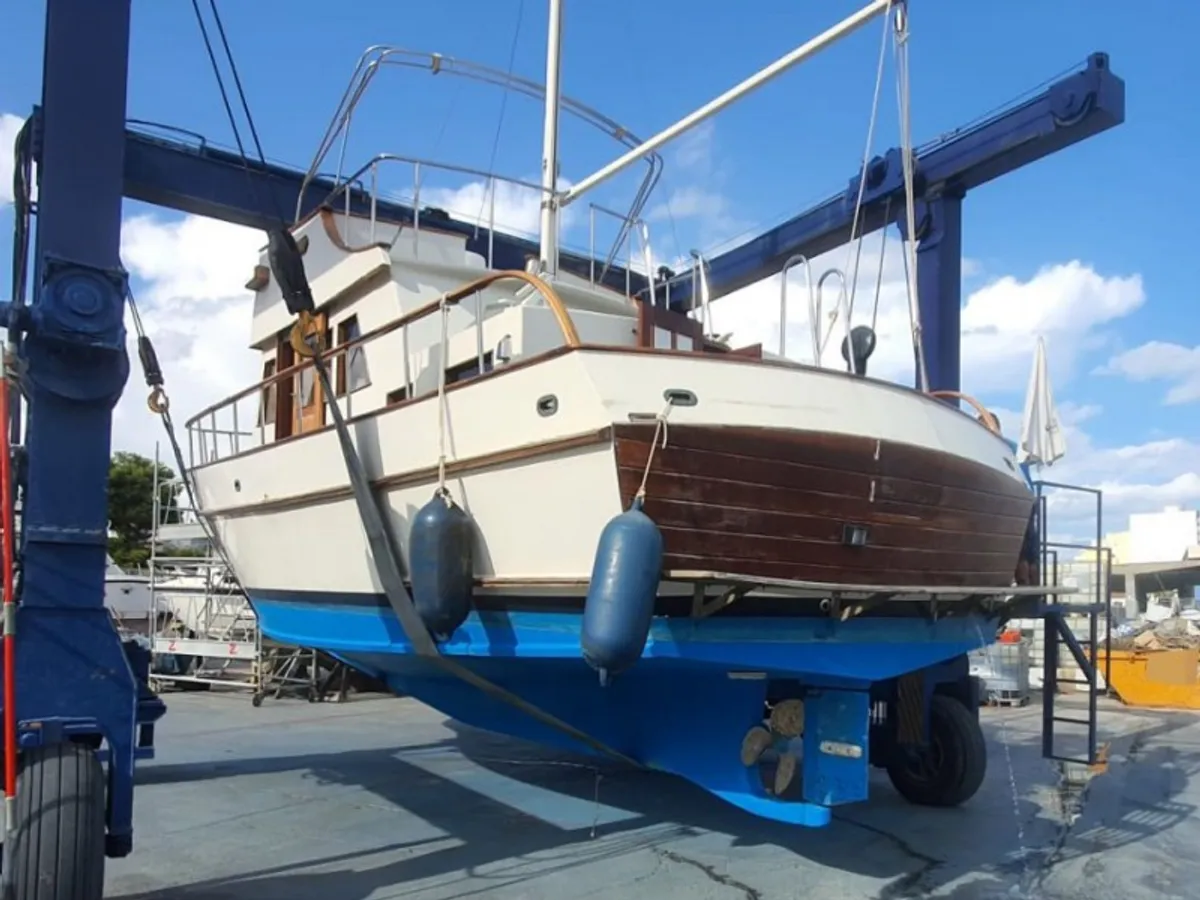 Yacht till salu