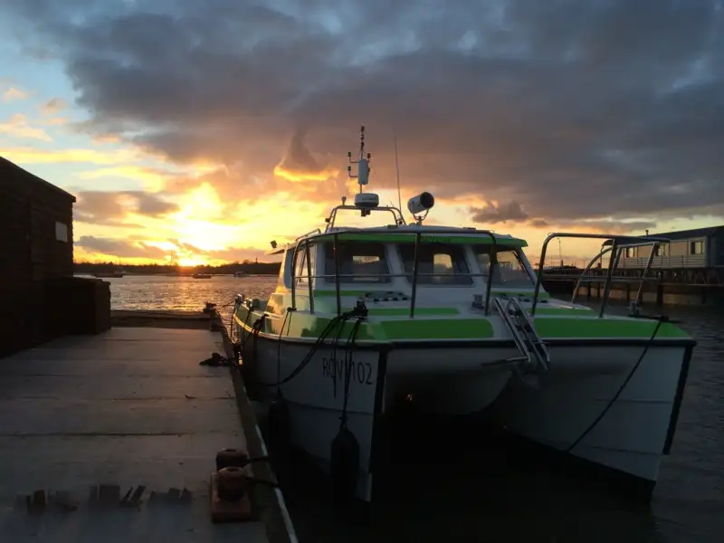 Katamaran till salu