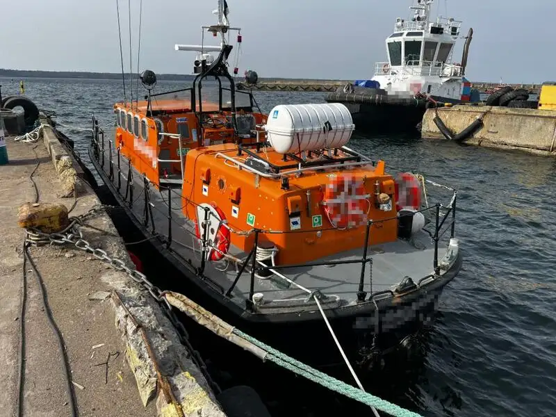 Besättningsbåt till salu