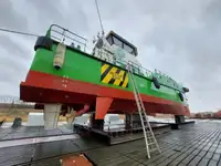 Servicefartyg för vindkraftsparker till salu