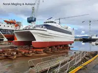 Katamaran till salu