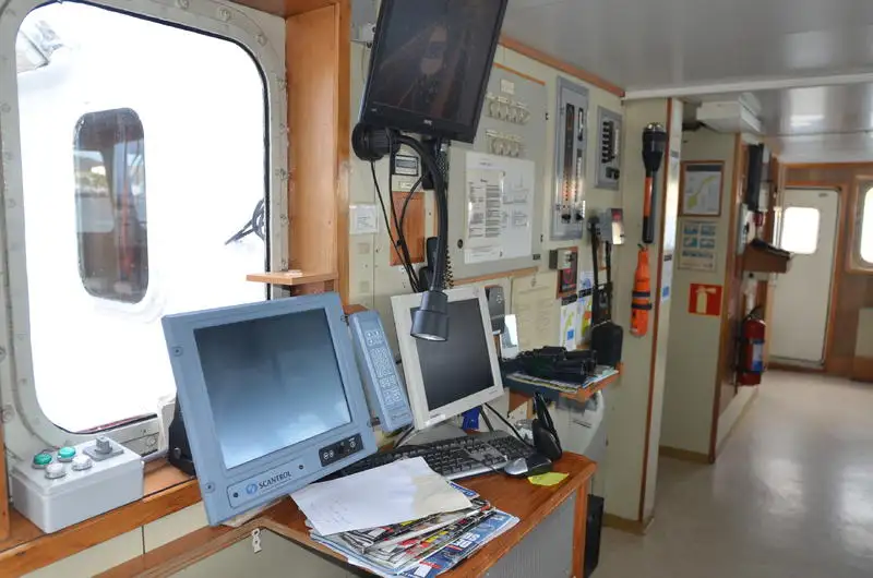 Containerskepp till salu