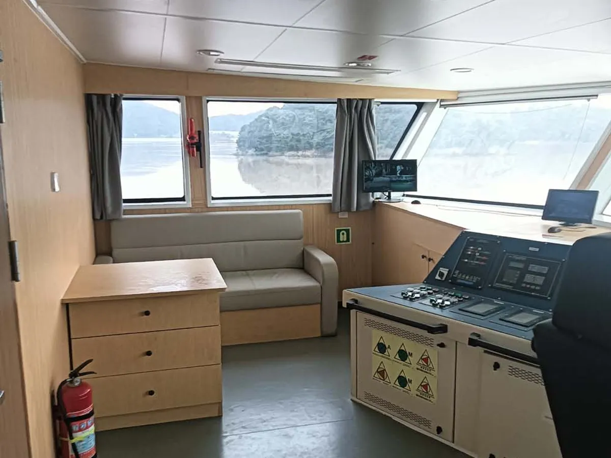 Katamaran till salu