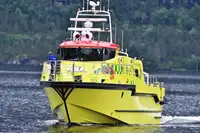 Räddningsfartyg till salu