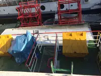 Containerskepp till salu