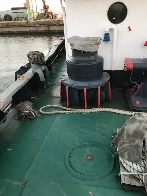 Bogserbåt till salu