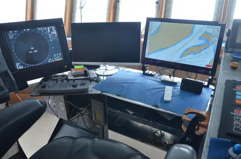 Containerskepp till salu