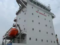 Containerskepp till salu