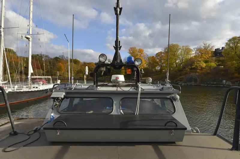 Militära fartyg till salu