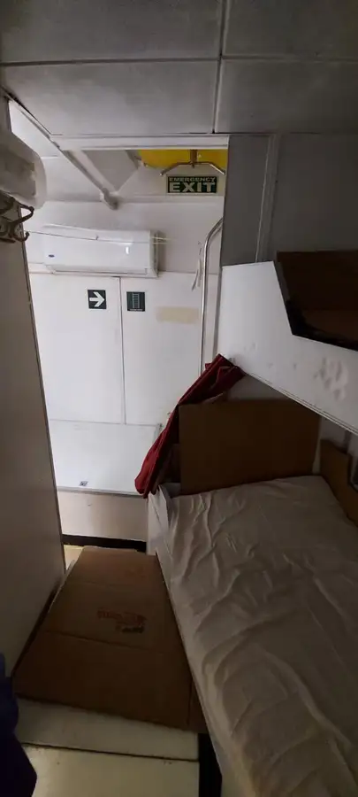 Besättningsbåt till salu