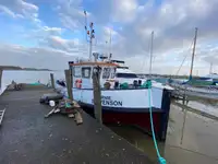 Bogserbåt till salu