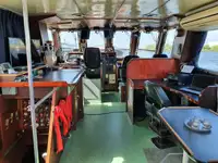 Undersökningsfartyg till salu