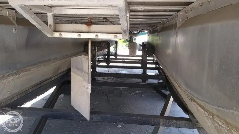 Containerskepp till salu