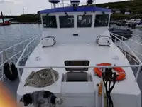 Undersökningsfartyg till salu