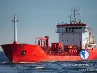 Olje-/kemikalietanker till salu