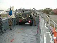 Landstigningsfartyg, tank till salu