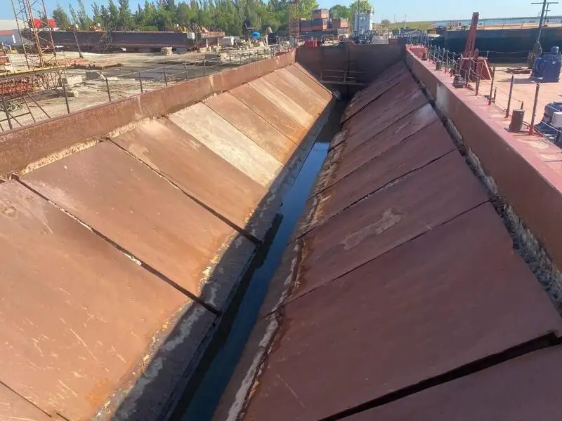 Bogserbåt till salu
