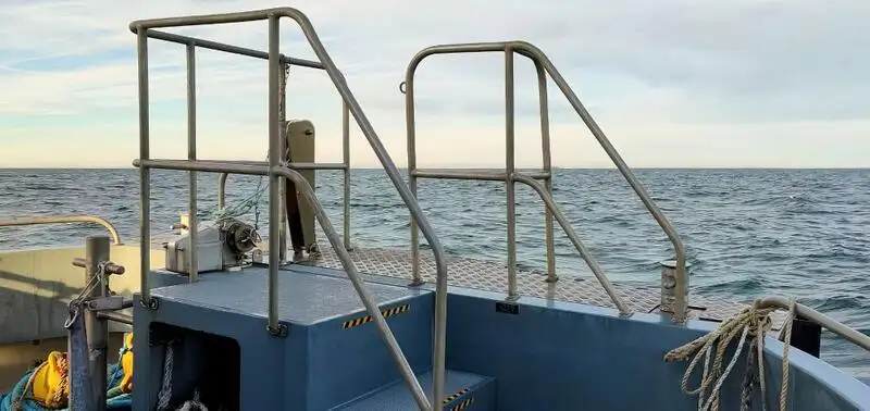Containerskepp till salu