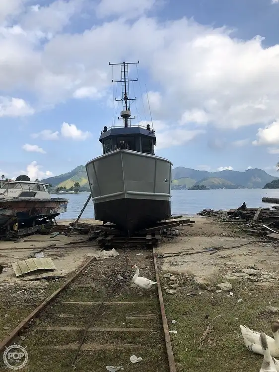 Försörjningsfartyg till salu