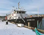 Undersökningsfartyg till salu