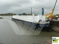 Containerskepp till salu