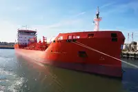 Oil/Chemical tanker till salu