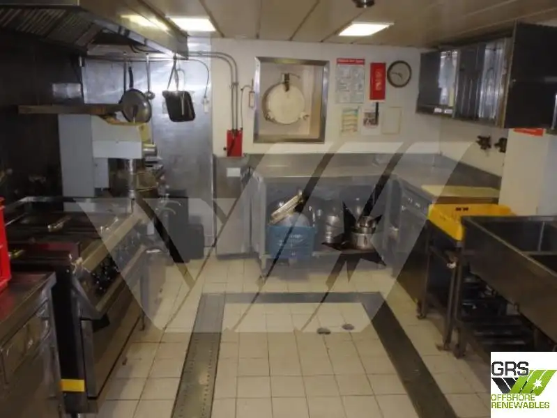 Försörjningsfartyg till salu