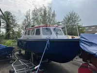 Patrullbåt till salu