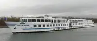 Floating hotel till salu
