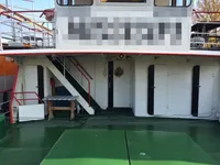 Containerskepp till salu