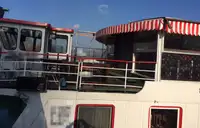 Containerskepp till salu