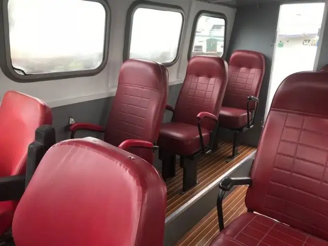 Undersökningsfartyg till salu