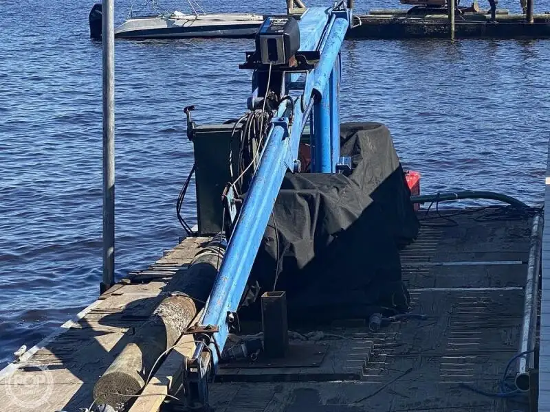 Pråm till salu
