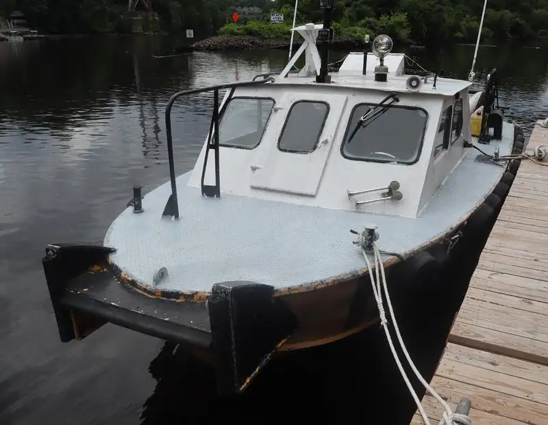 Besättningsbåt till salu