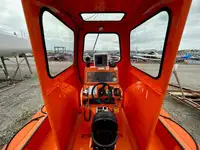 Styv uppblåsbar båt till salu