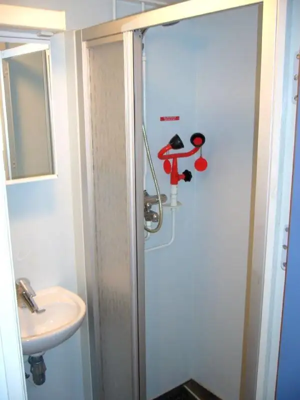 Undersökningsfartyg till salu